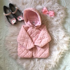 Quilted and hooded baby pink barn jacket